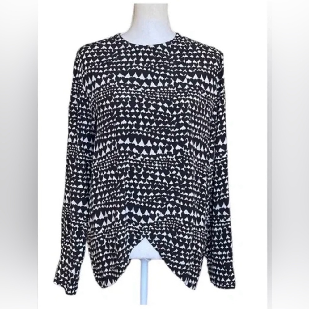 Stella McCartney Black and White Heart print silk blouse